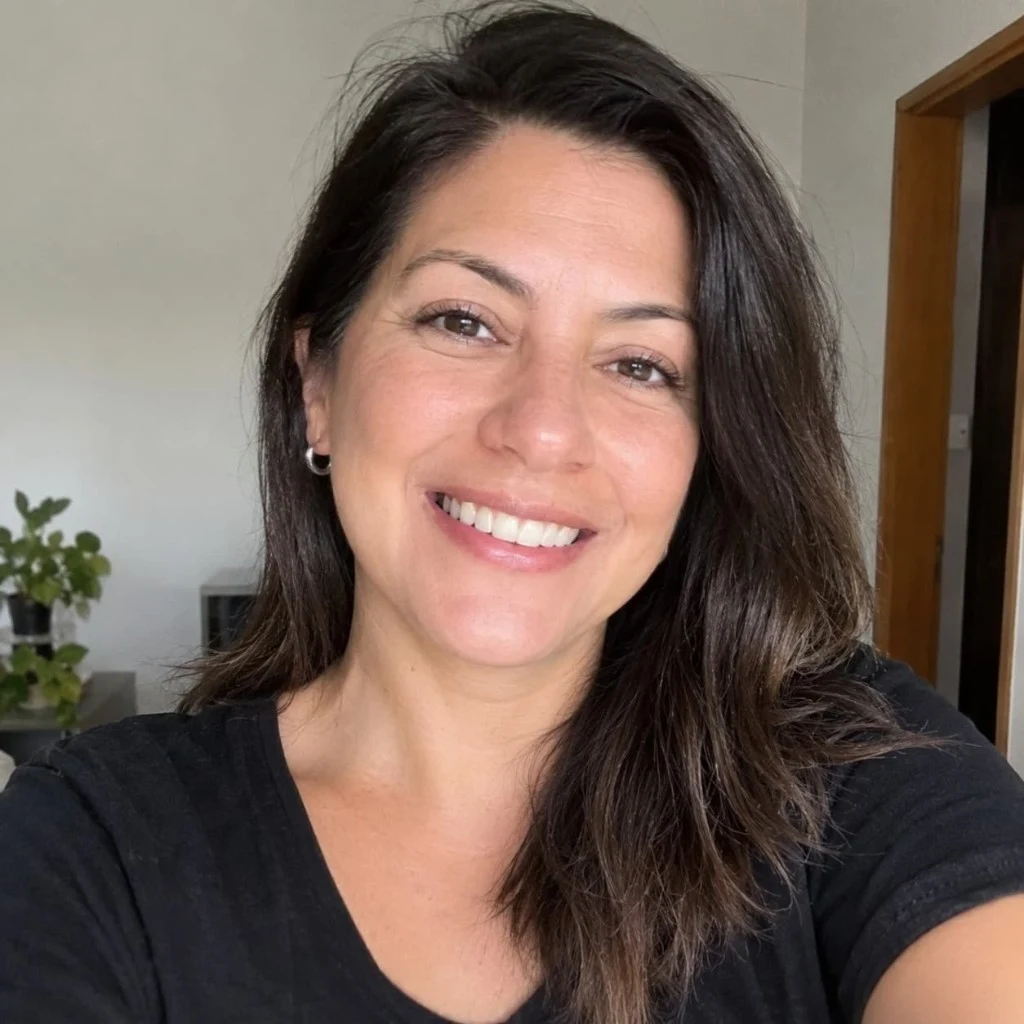 Inês R.